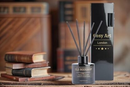 Old Bookshop Soy Wax Scented Candle Gift For Men And Women Book Lovers Bookish Candle Amber Glass - Image 3