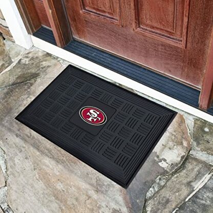 FANMATS NFL Mens Medallion Door Mat - Image 3