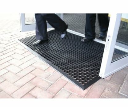 Heavy Duty Rubber Entrance Ramp Mat 90 x 150cm(0.9m x 1.5m)| XL Anti-Slip with Drainage Holes |Durable Indoor/Outdoor Safety Floor Mat |Anti Fatique, wheelchair Friendly |Ideal for Home, Office, Shops - Image 2