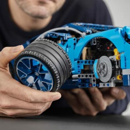 LEGO 42083 Technic Bugatti Chiron Super Sports Car Exclusive Collector's Model Advanced Construction Kit - Image 3