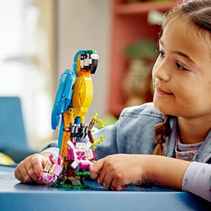 LEGO Creator 3 in 1 Exotic Parrot to Frog to Fish Animal Figures Building Toy, Creative Toys for Kids Aged 7 and up 31136 4 LEGO Creator 3 in 1 Exotic Parrot to Frog to Fish Animal Figures Building Toy, Creative Toys for Kids Aged 7 and up 31136 - Image 4