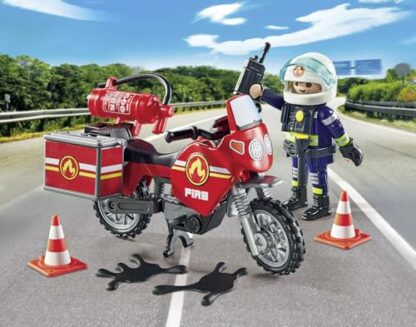 Playmobil 71466 Action Heroes: Motorcycle & Oil Spill Incident, with a radio and a fire extinguisher, fun imaginative role-play, realistic play sets suitable for children ages 4+ 4 Playmobil 71466 Action Heroes: Motorcycle & Oil Spill Incident, with a radio and a fire extinguisher, fun imaginative role-play, realistic play sets suitable for children ages 4+ - Image 4