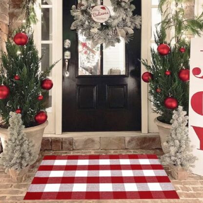 Red and White Plaid Rug, Christmas Outdoor Front Door Decor Mat, Cotton Washable Hand-Woven Rug for Layered Doormat, New Year Christmas Carpet for Porch, Entryway (Red & White Plaid, 43" L x 28" W) - Image 2