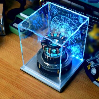 Kisss DIY Model Arc Reactor, 1:1 Scale LED Light MK1 Heart-shaped Arc Reactor Rotating Lamp Tech Desk Ornament Movie Museum Collection Christmas with Holographic Shield - Image 4